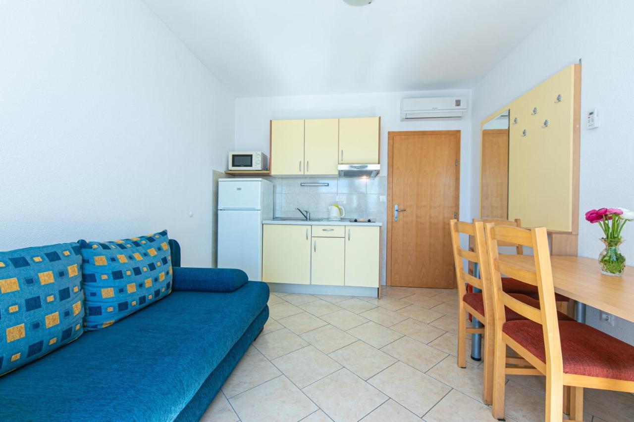 Apartments By The Sea Igrane, Makarska - 20014 Esterno foto