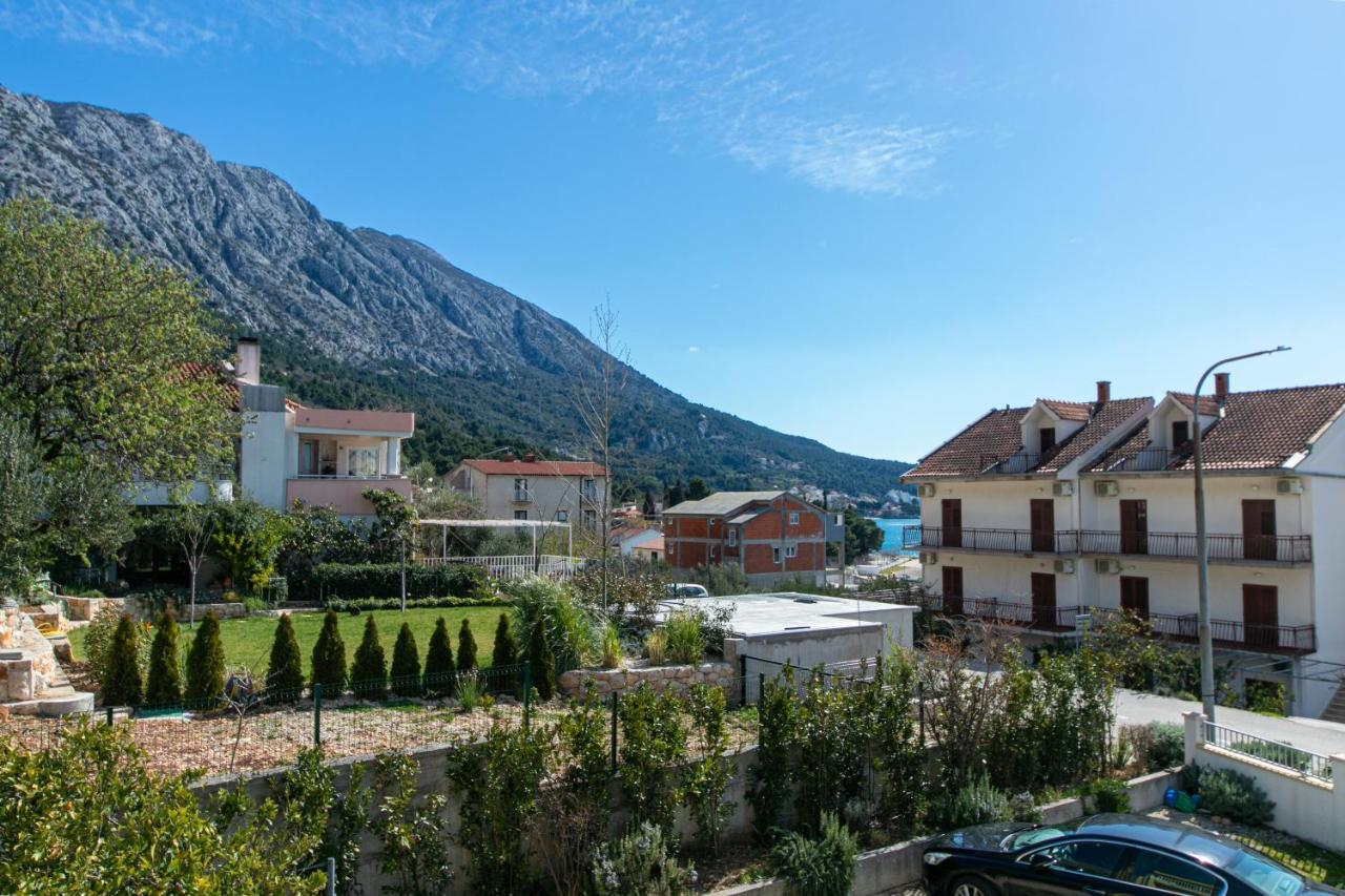 Apartments By The Sea Igrane, Makarska - 20014 Esterno foto